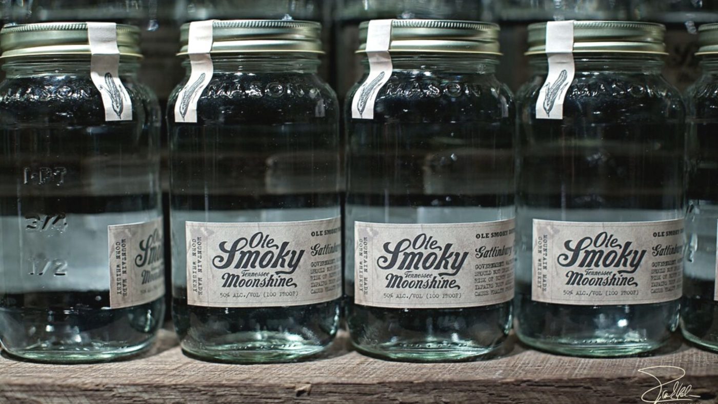 What Does Moonshine Taste Like (Distiller Explains!) 3 Image of DIY DISTILLING What does moonshine taste like explained what is moonshine