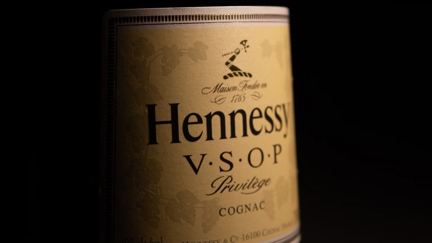 Image of DIY DISTILLING Hennesy vs cognac