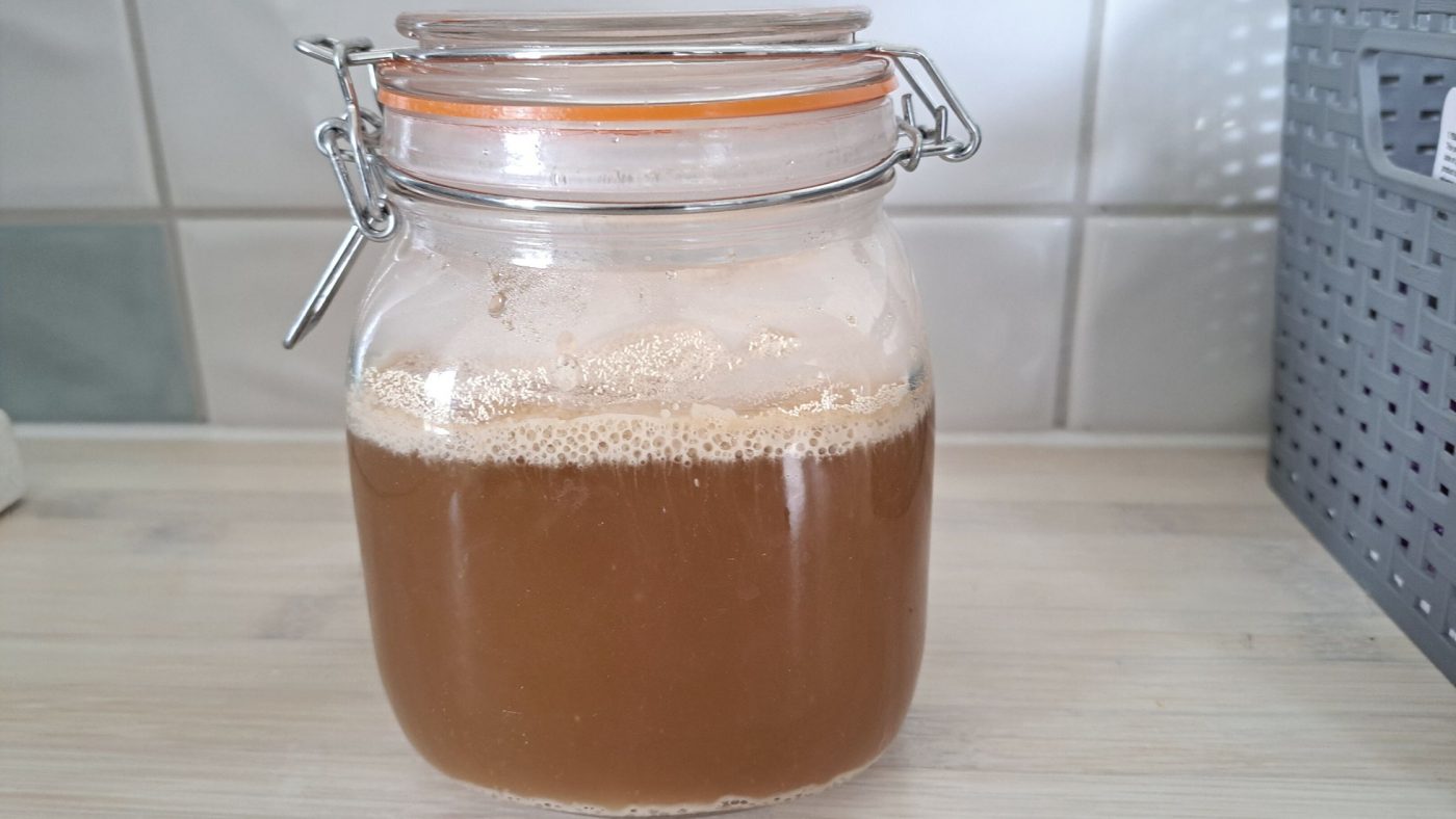 What Is A Sour Mash (For Making Whiskey And Rum)? 2 Image of DIY DISTILLING how to make sour mash rum