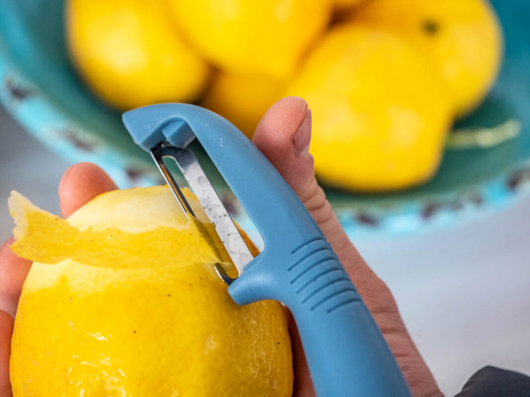 Image of DIY Distilling how to peel lemons for limoncello