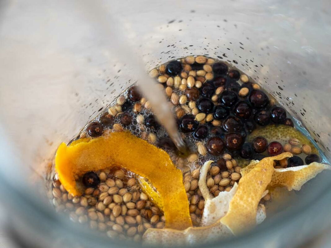 Easy Bathtub Gin Recipe (No Distillation Required!) 7 Image of DIY Distilling Bathtub Gin Recipe Photos 1