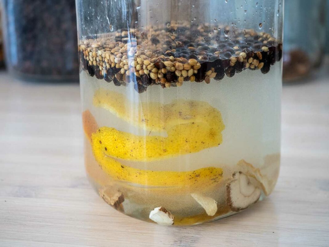 Easy Bathtub Gin Recipe (No Distillation Required!) 8 Image of DIY Distilling Bathtub Gin Recipe Photos 2