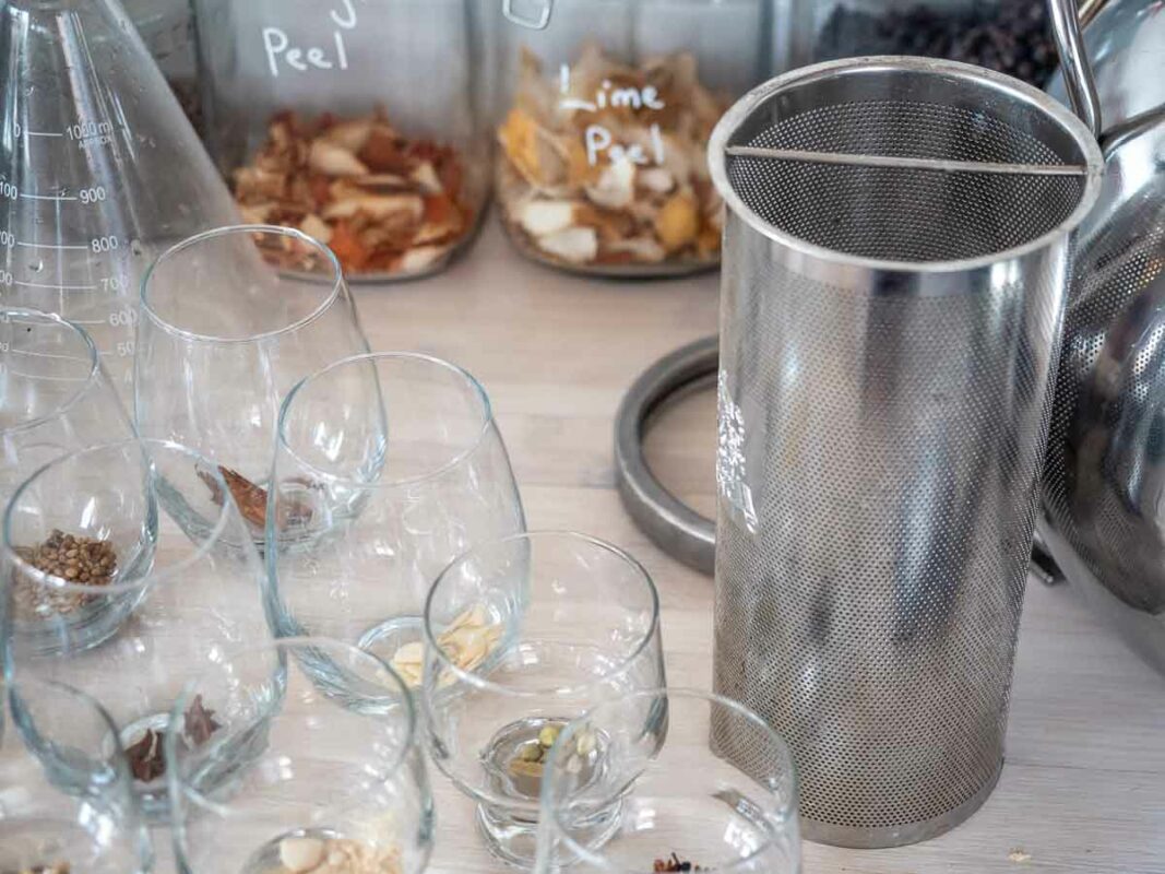 Image of DIY Distilling Grandmas Floral Vapor Infused Gin Recipe 13